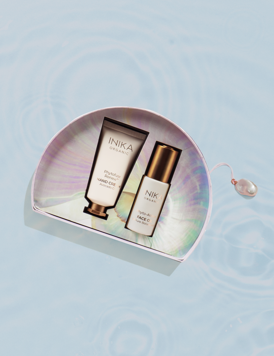 INIKA Organic Luminous Siren | INIKA Organic | Lifestyle 01