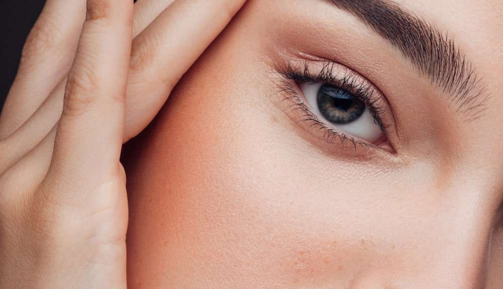 3 Reasons to Choose Makeup with Skincare Benefits | INIKA Organic US | 01