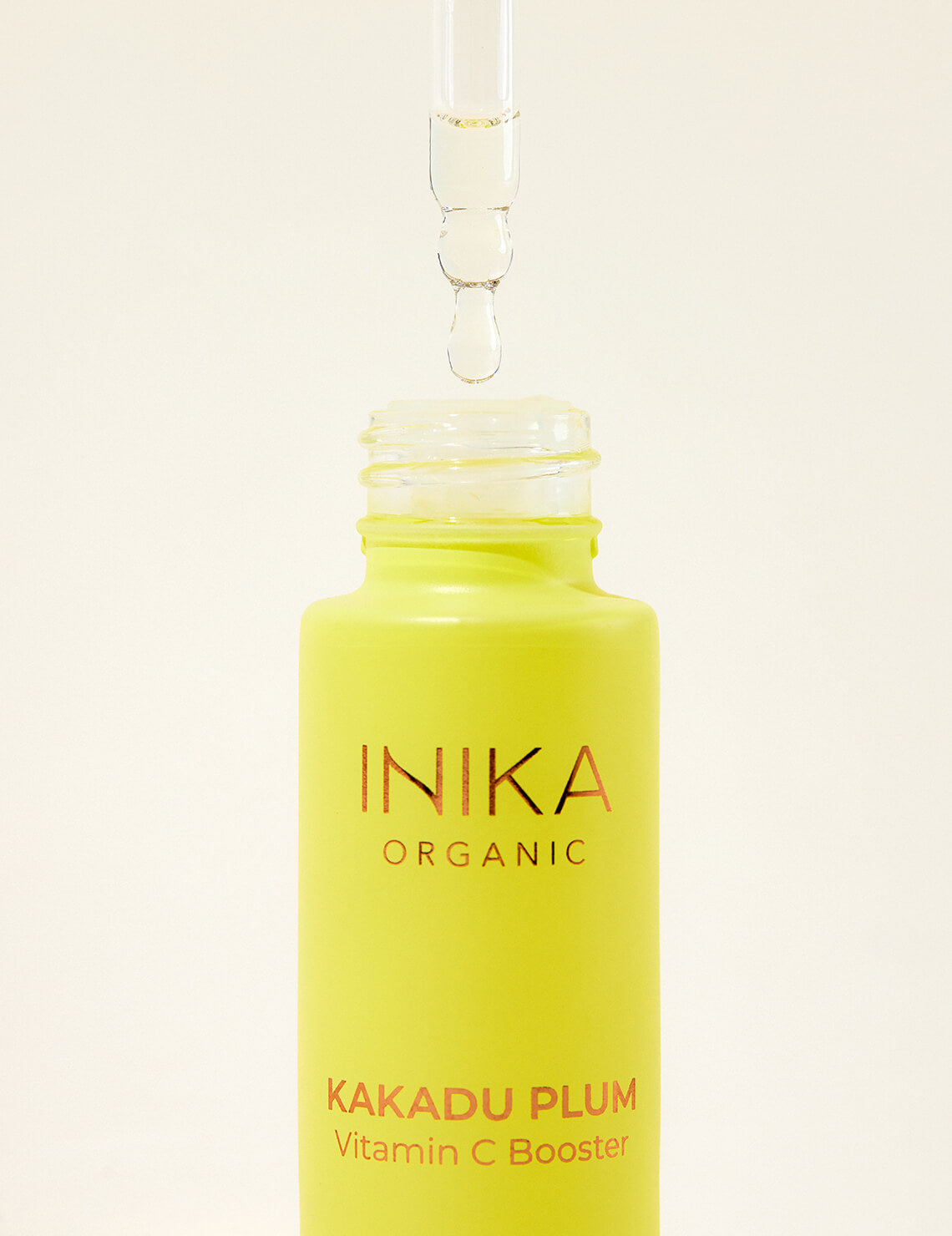 Kakadu Plum Vitamin C Booster 15mL - Helps brighten dullness, even skin tone and fade pigmentation for luminous looking skin. | INIKA Organic | 03